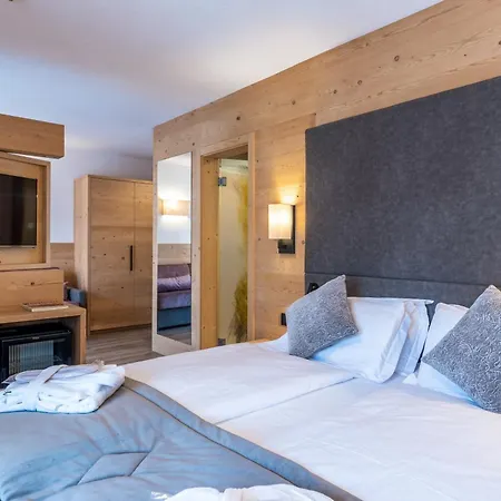 Meida Hotel Pozza di Fassa